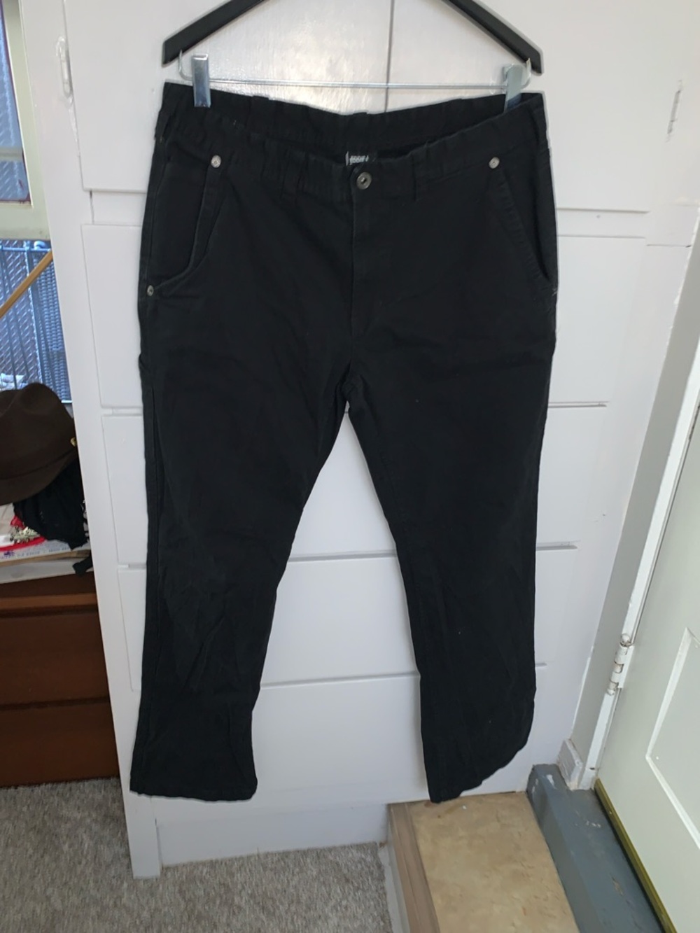 Eddie Bauer Black Straight Jeans 36 x 34
